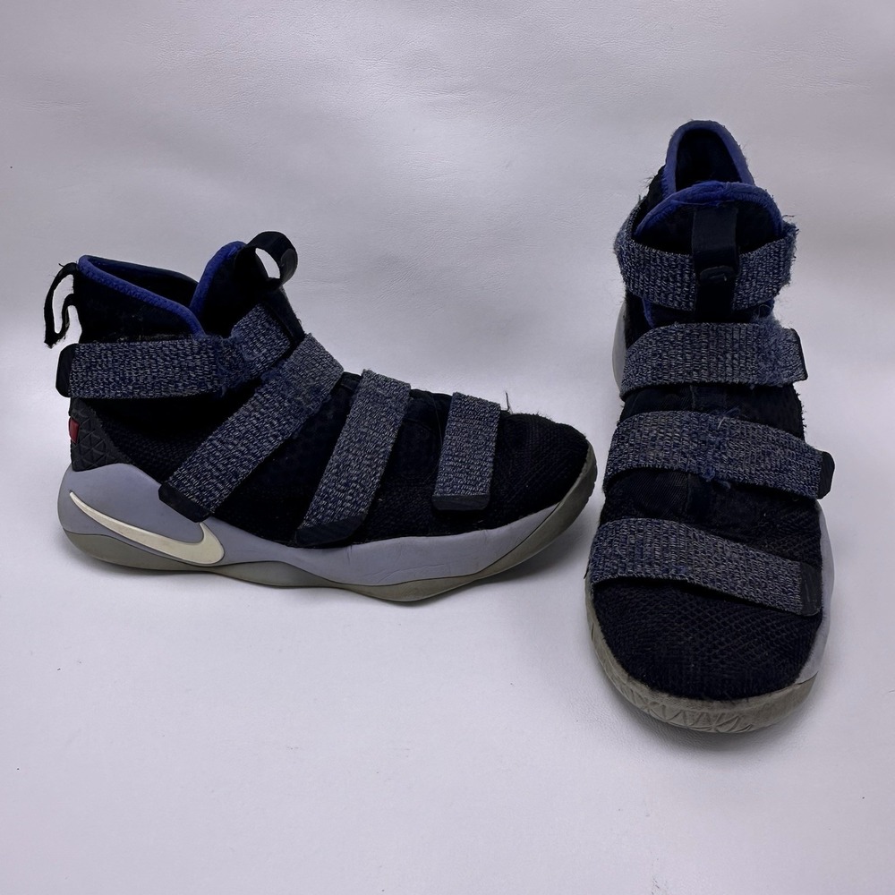 Nike Zoom Lebron Soldier XI 918369-005 Youth Basketball Sneakers Shoes Size 5.5Y